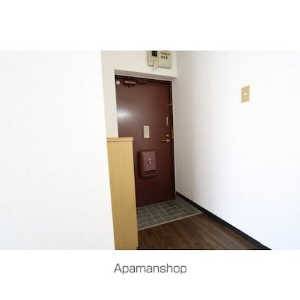 キョウメイタウン[1R/16.9m2]の玄関