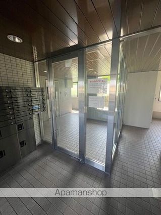 滋賀県大津市一里山５丁目[1K/24.96m2]のエントランス2