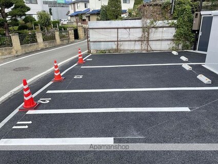 ウィズハイム沢村[1K/29.24m2]の駐車場