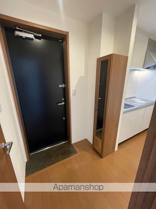 植木ビル[1K/25m2]の玄関