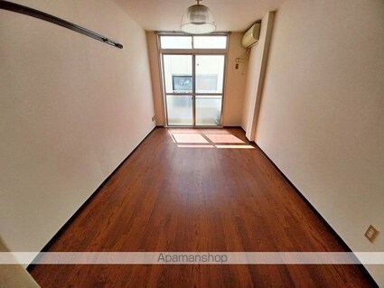 松本興和ハイツ[1K/18m2]のリビング・居間