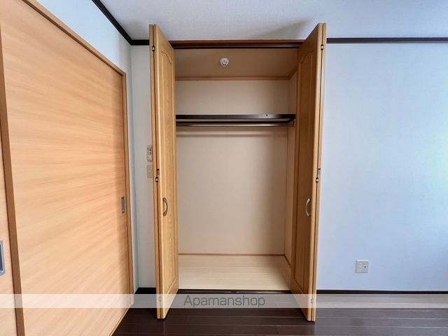 帯広市 3階建 築13年の内装写真