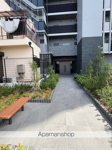 SーRESIDENCE堺湊駅前AZUREの玄関写真