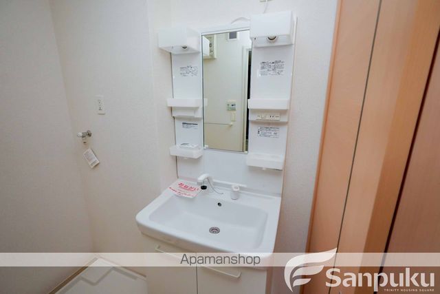 ステラ アイの内装写真