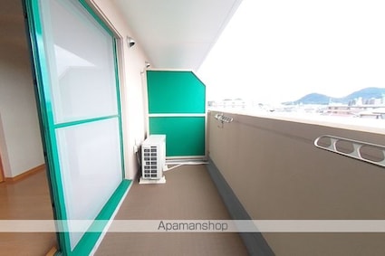 カーサ・ローズヴェール[1R/30.24m2]のバルコニー