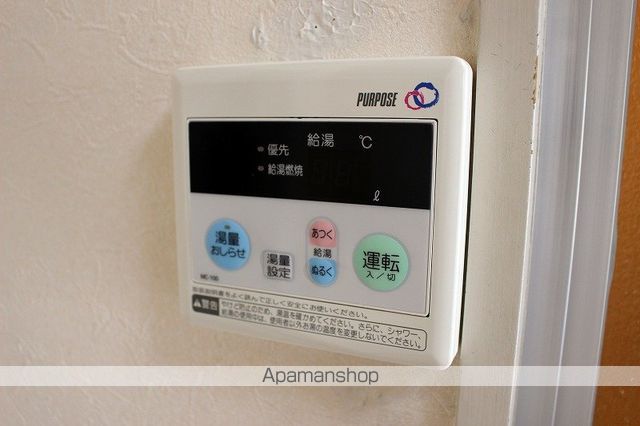 ラズベリー中山の内装写真