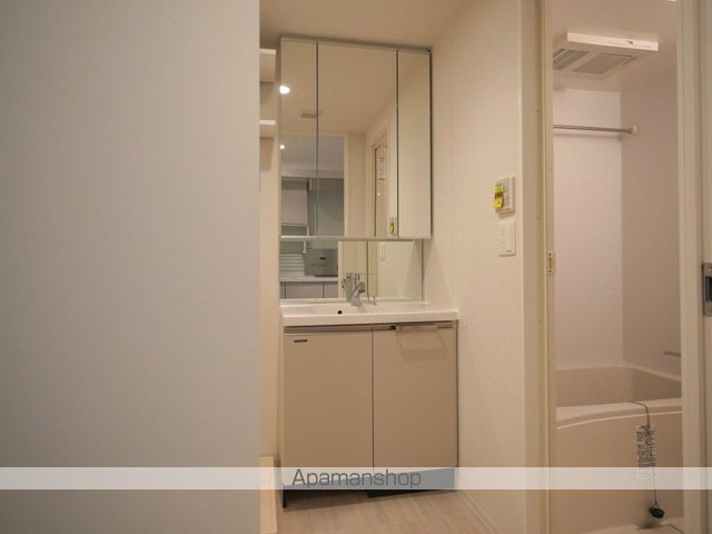 COMFORIA RIB大阪本町の内装写真
