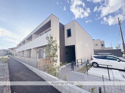 ベルク[2LDK/52.87m2]の外観1