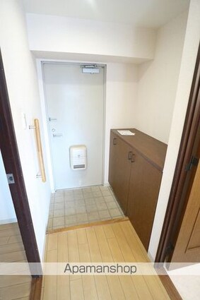 ラフィネ立川[3LDK/66.72m2]の玄関