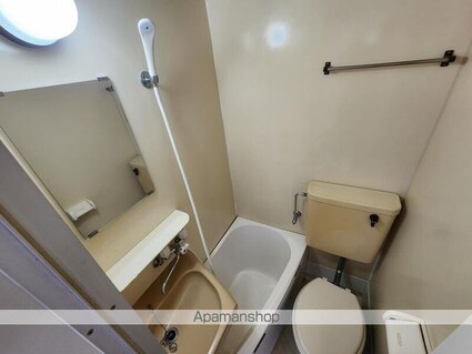 東京都中野区本町４丁目[1R/11.82m2]のトイレ