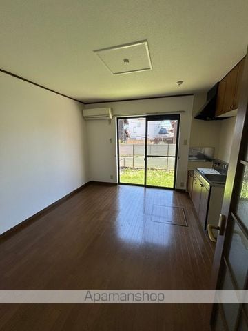 DUPLEX 国王323Bの内装写真