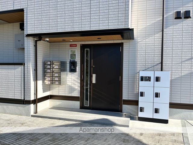 DーROOM守山3丁目の玄関写真