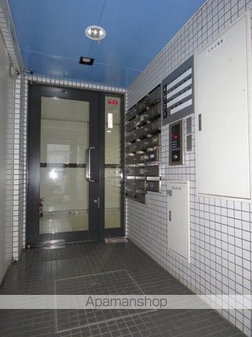 裏参道テラスの玄関写真