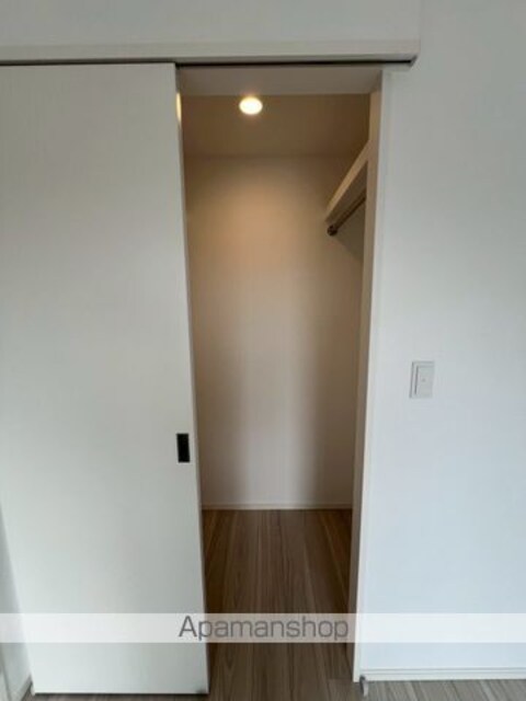 東京都新宿区西落合２丁目[2LDK/53.2m2]の収納