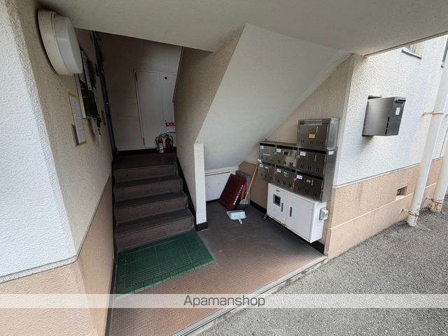 フジコーポの玄関写真