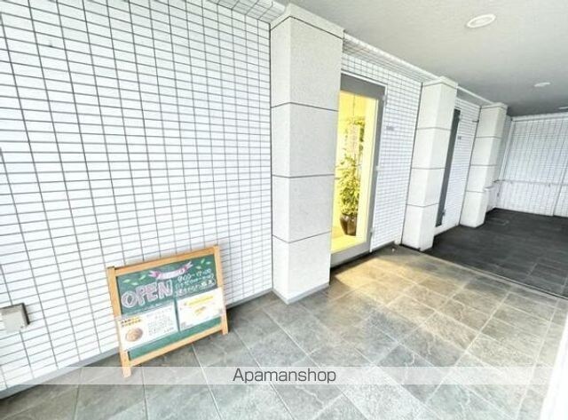 東京都昭島市松原町１丁目[3LDK/80.15m2]のエントランス1