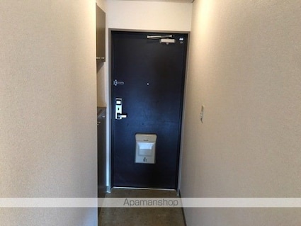 フローラルコート[1LDK/39.6m2]の玄関