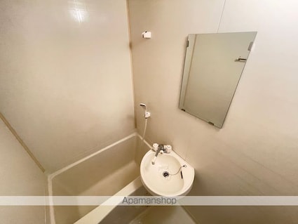 ヴェルヴィ豊岡[1R/24.66m2]のバス