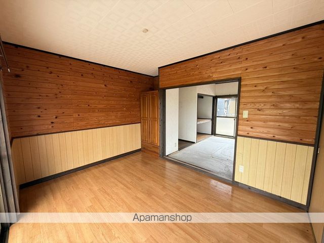 都城市 1階建 築27年の内装写真