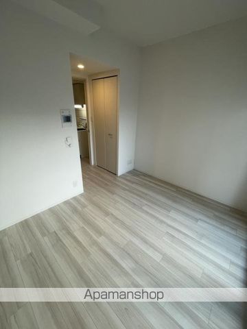 ESLEADOSAKAUMEDALUXEの内装写真