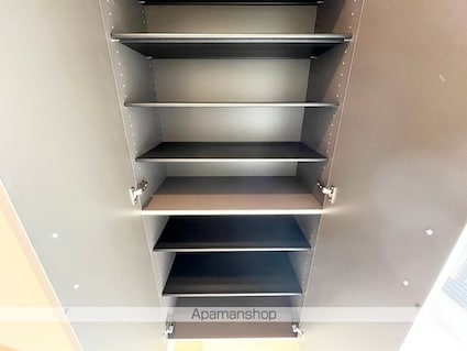 Ｖｉａ　Ｌｕｃｅ（ヴィア　ルーチェ）[2LDK/54.88m2]の収納