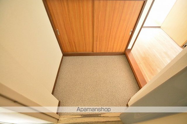 クレスト高松 弐番館の内装写真