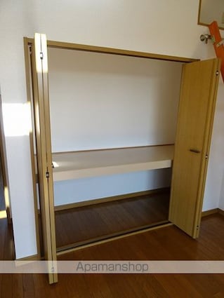 ナヴィール萩１号館[1DK/32m2]の収納