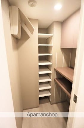 東京都中野区南台４丁目[1LDK/39.85m2]の玄関