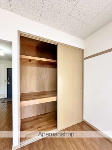 ANIESU BEEの内装写真
