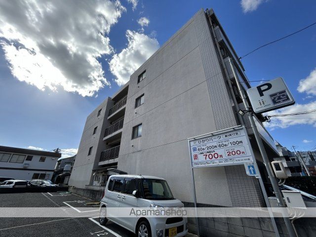 メゾン丸中の外観写真