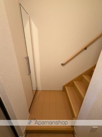 エレガンスの内装写真
