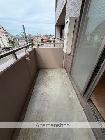 VALISの内装写真
