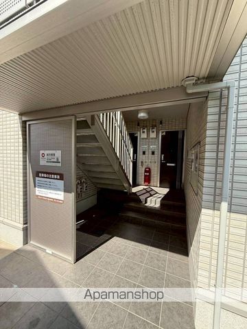 DーROOM塩屋の玄関写真
