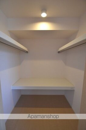 リーブル[1LDK/47.56m2]の収納