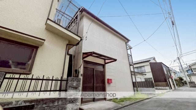 八王子市寺町戸建の外観写真