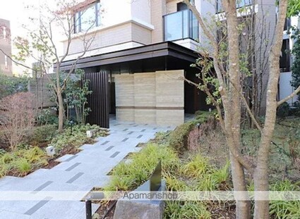東京都世田谷区松原６丁目[3LDK/66.74m2]の外観2