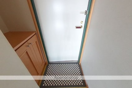 カーサ・ローズヴェール[1R/30.24m2]の玄関