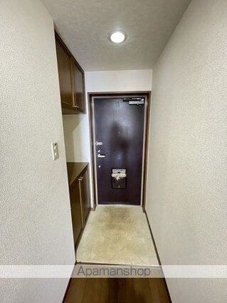 ヒロ末広[3LDK/69m2]の玄関