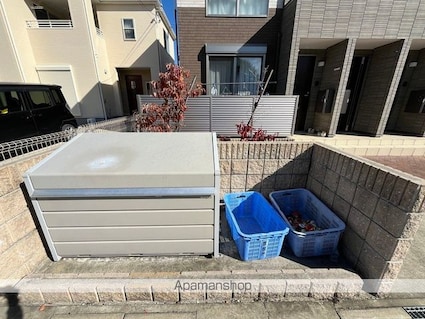 Ｃｒｏｓｓ　Ｔｅｒｒａｃｅ[2LDK/58.17m2]の共用部2