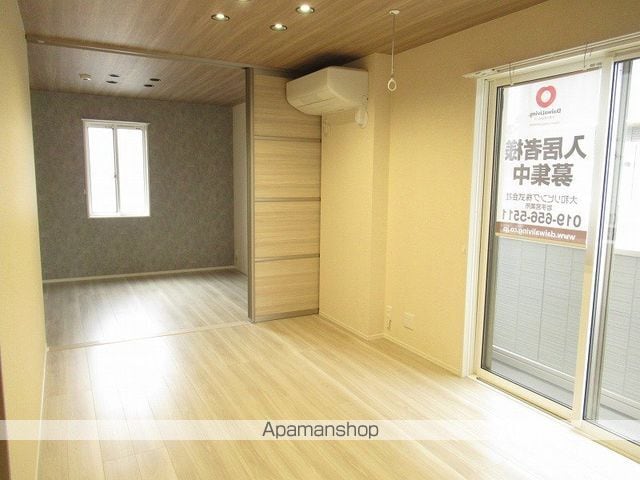 RESUA向中野C棟の内装写真