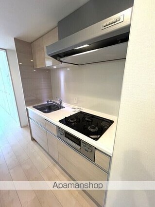 東京都新宿区西新宿４丁目[1K/30.57m2]のキッチン