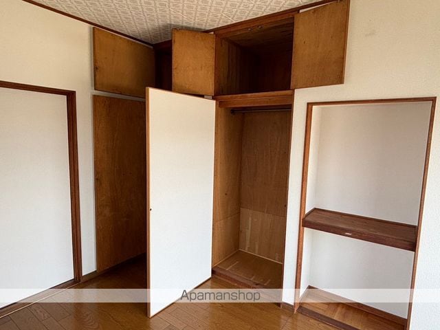 羽山一丁目戸建の内装写真