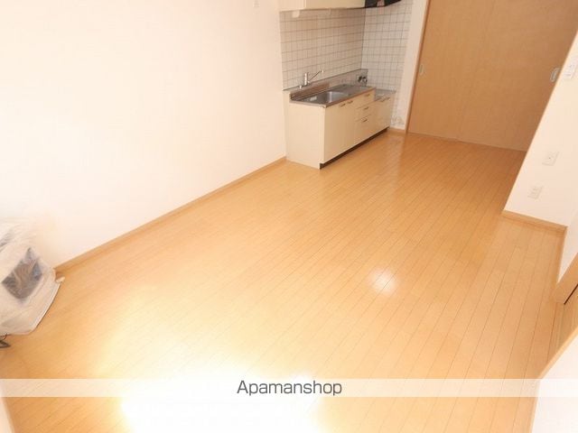 ロイヤルハイム拓勇西町Bの内装写真