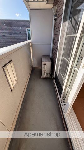 ボンジュルネIIの内装写真