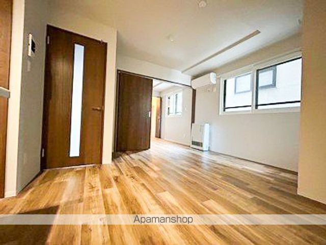 RESIDENCE SHINMEI HONGOU WEST(レジの内装写真