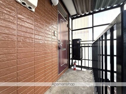 メゾンひまわり[2LDK/56.3m2]のエントランス3