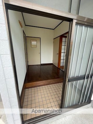 ルーツ[3DK/59.56m2]の玄関