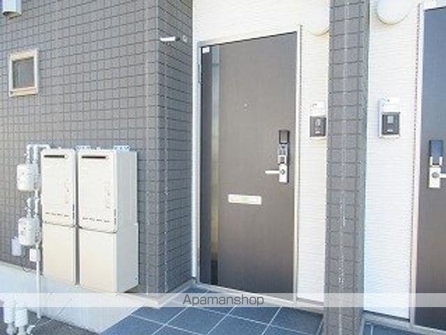 ロジェ コンフォールの玄関写真