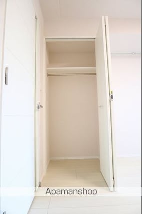 東京都立川市曙町２丁目[1K/25.2m2]の収納