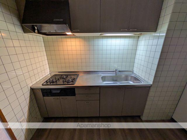 ロイヤルハイツシモダ弐番館の内装写真